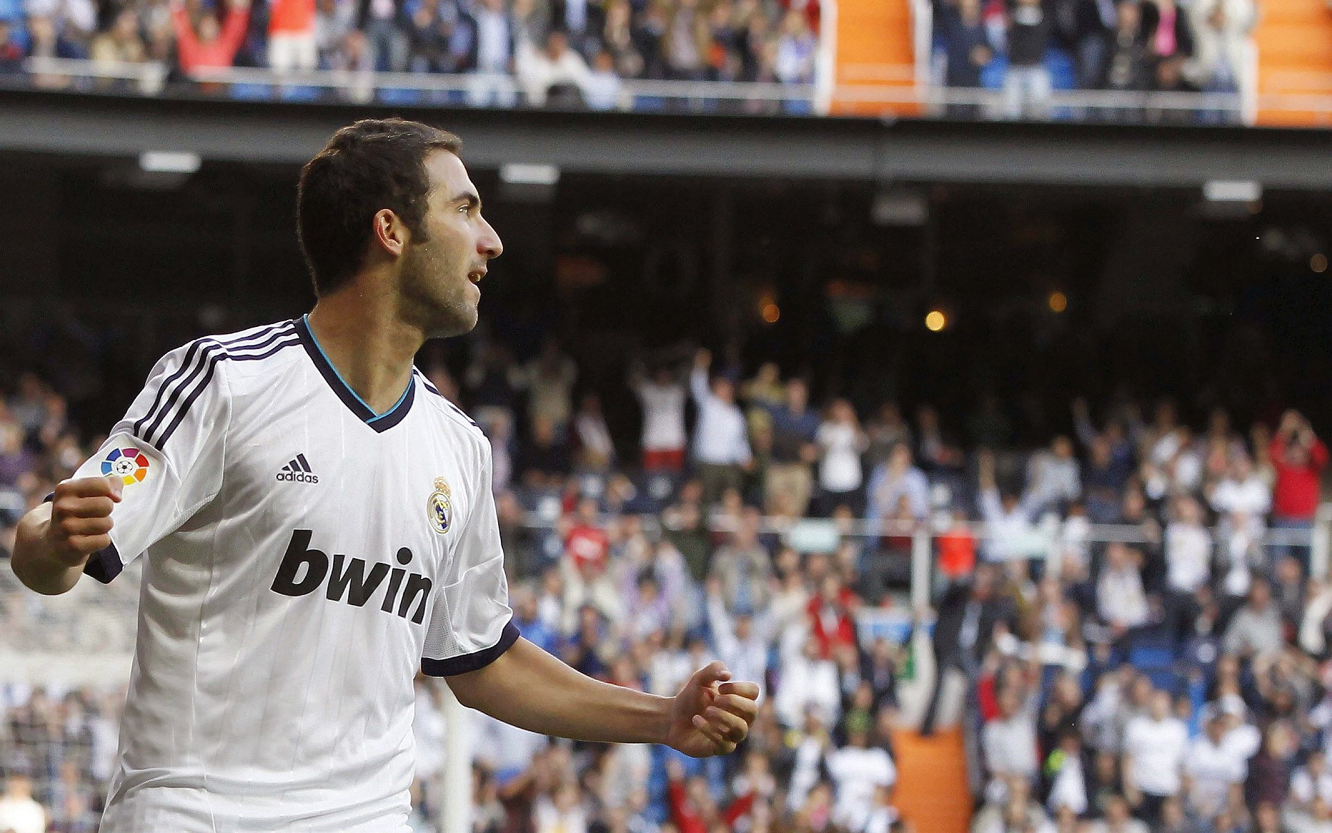 法兰克福中锋支点作用显著提升，法兰克福前锋